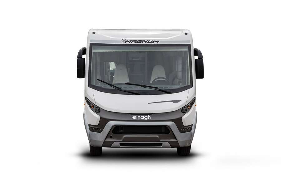Elnagh-Magnum-motorhome-spazioso-in-vendita-presso-transweit-concessionario-e-assistenza-camper-e-roulotte-como-milano-monza