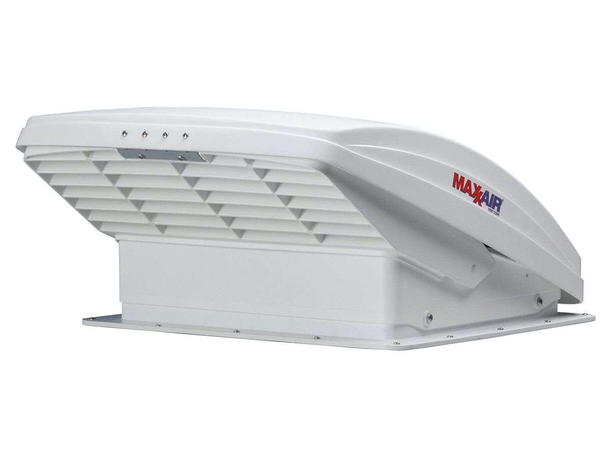 maxxfandeluxe-bianco-in-vendita-presso-transweit-concessionario-e-assistenza-camper-e-van-como-milano-monza-varese-lecco