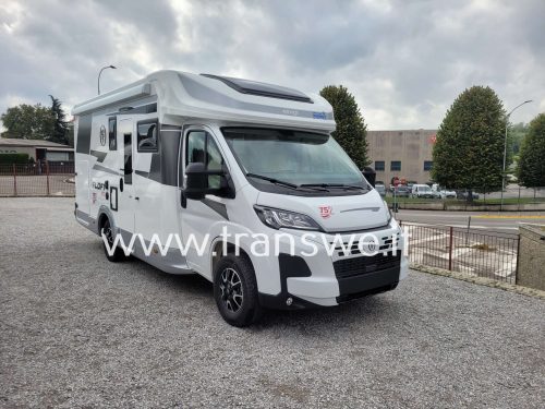 Camper-semintegrale-Elnagh-t-loft-450-75anniversay-con-garage-in-code-in-pronta-consegna-presso-transweit-concessionario-e-assistenza-como-milano-monza-varese-lecco1 (1)